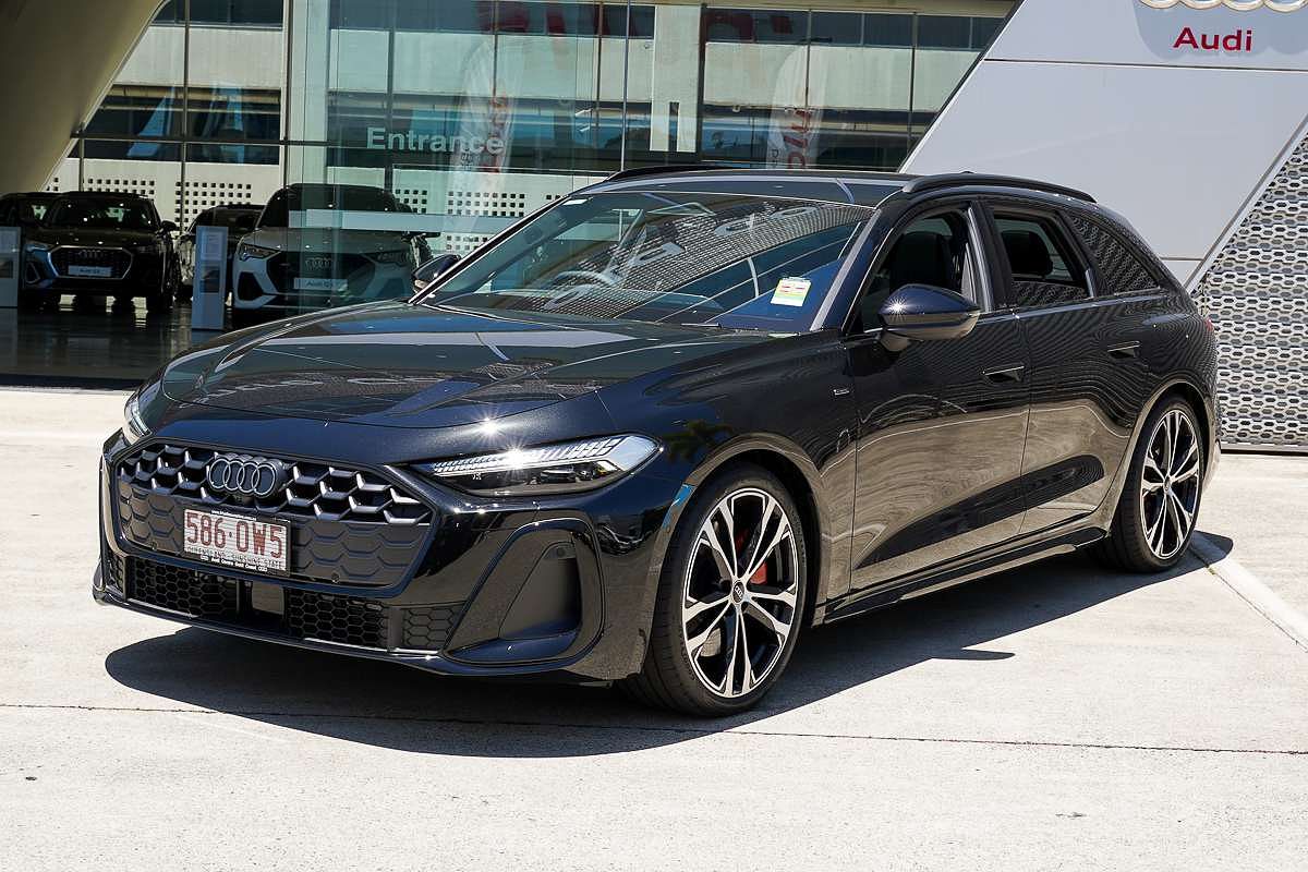 2025 Audi A5 e-hybrid S-Line B10