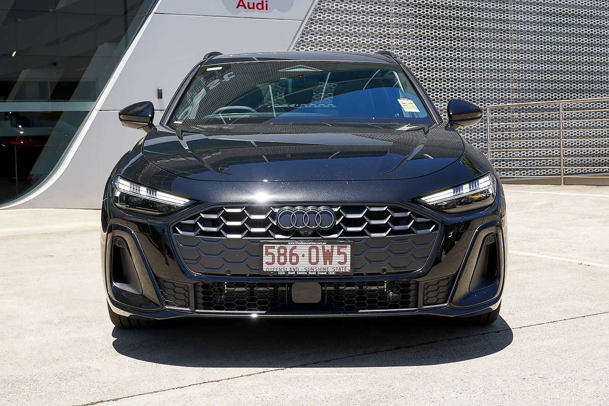 2025 Audi A5 e-hybrid S-Line B10