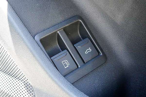 2025 Audi A5 e-hybrid S-Line B10