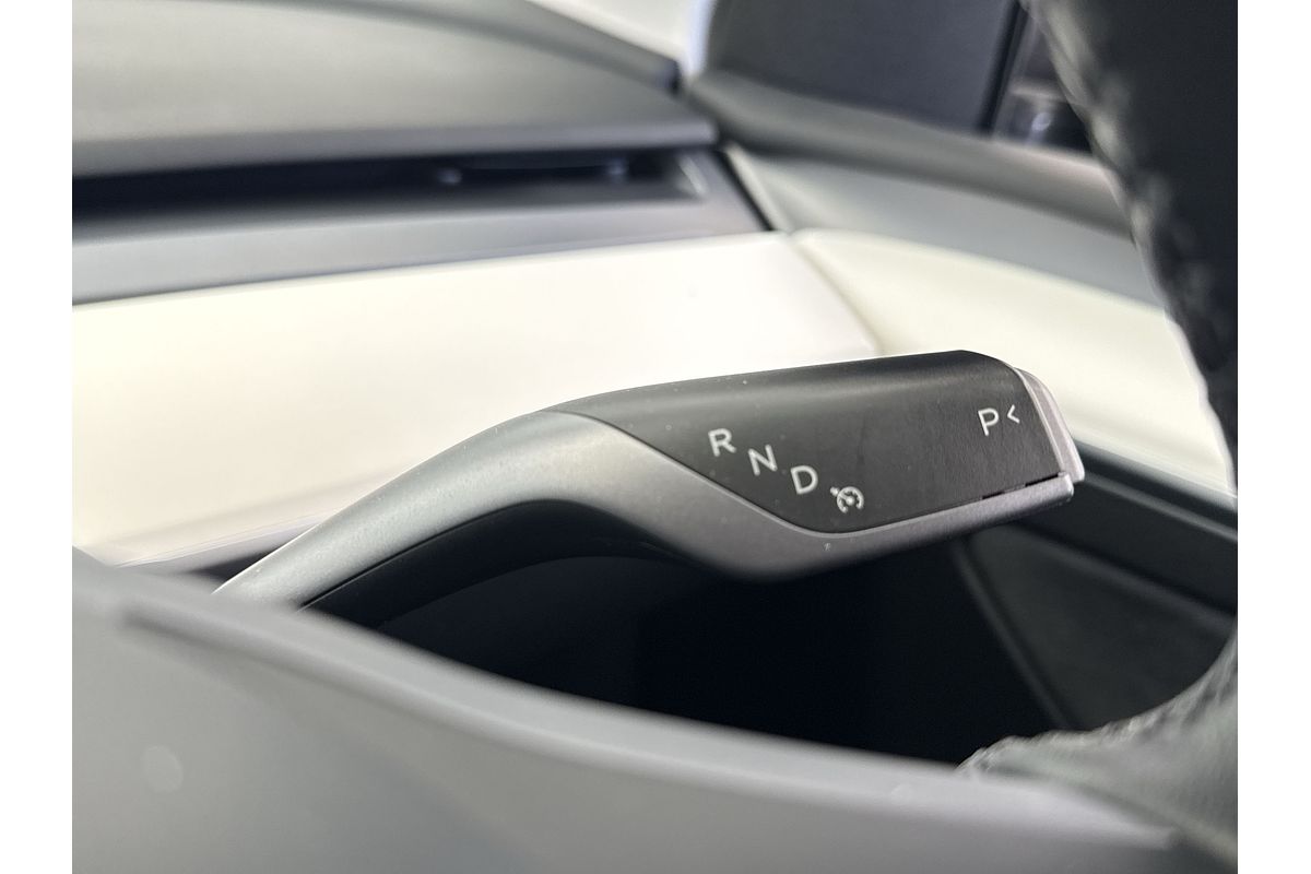 2023 Tesla Model Y Rear-Wheel Drive