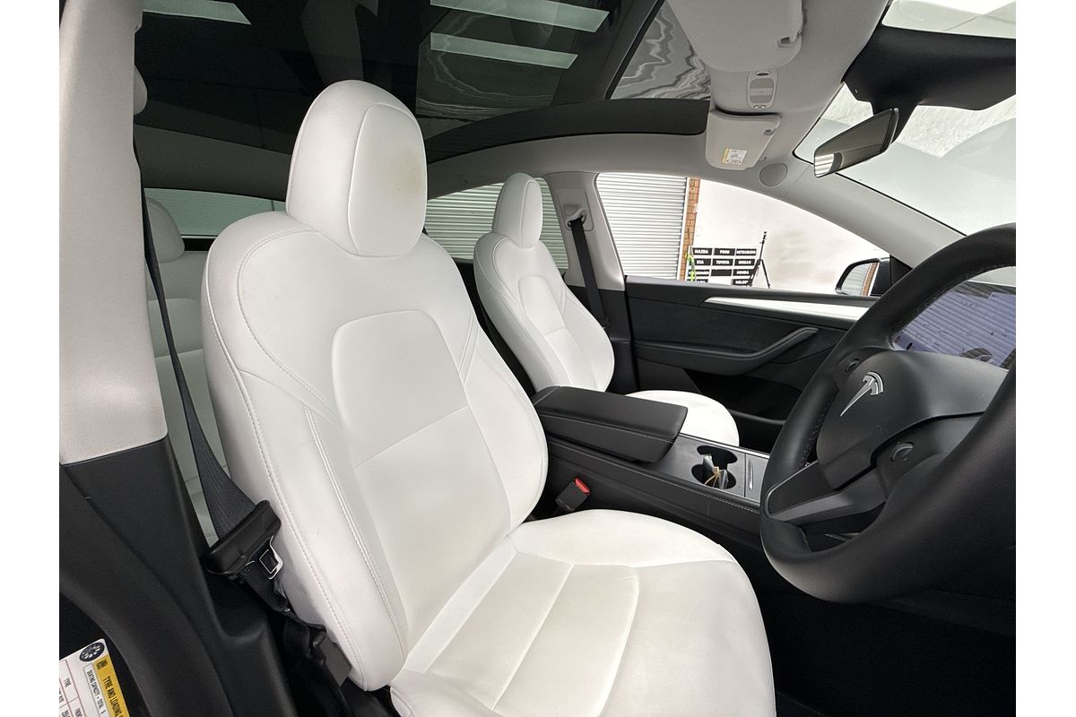 2023 Tesla Model Y Rear-Wheel Drive