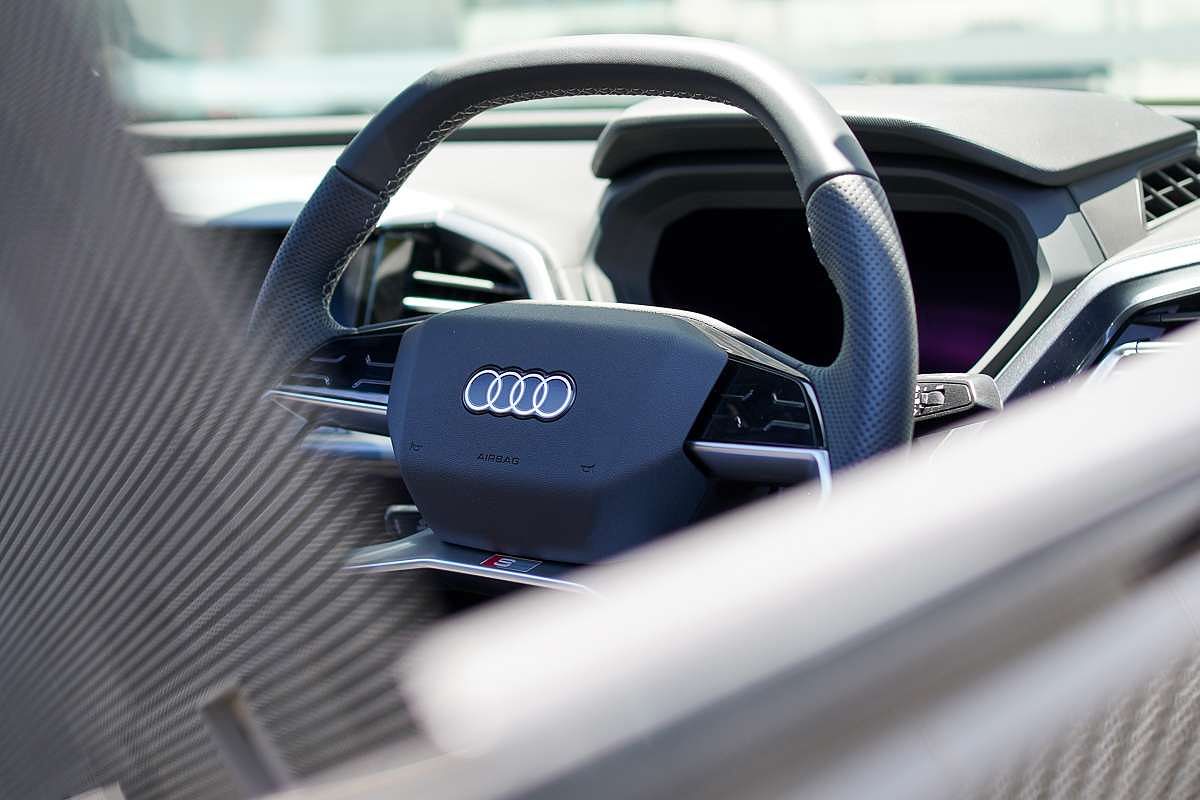 2024 Audi Q4 e-tron 45 F4