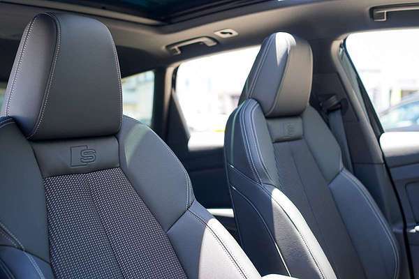 2024 Audi Q4 e-tron 45 F4