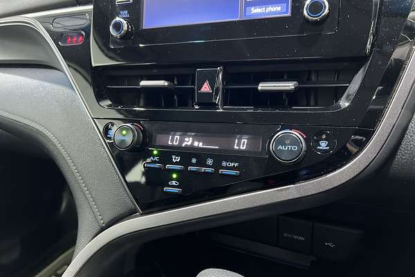 2024 Toyota Camry Ascent AXVH70R