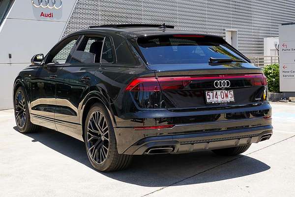 2025 Audi Q8 TFSI 250kW S line F1