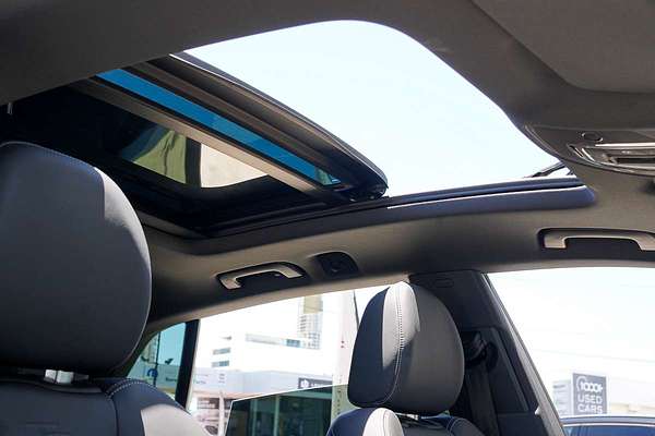 2025 Audi Q8 TFSI 250kW S line F1