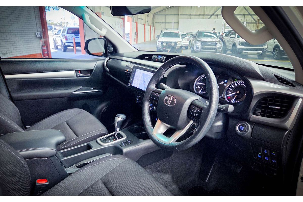 2023 Toyota Hilux SR5 GUN126R 4X4