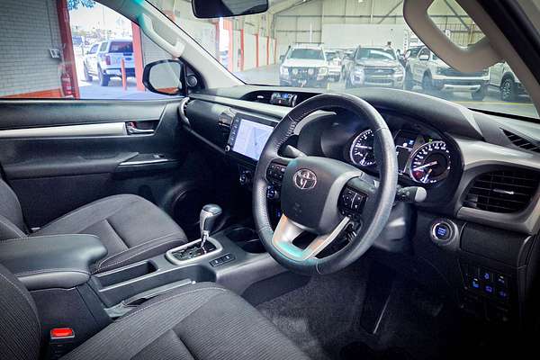 2023 Toyota Hilux SR5 GUN126R 4X4