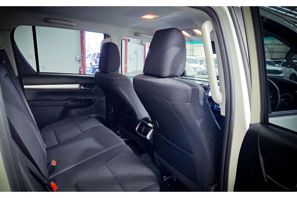 2023 Toyota Hilux SR5 GUN126R 4X4