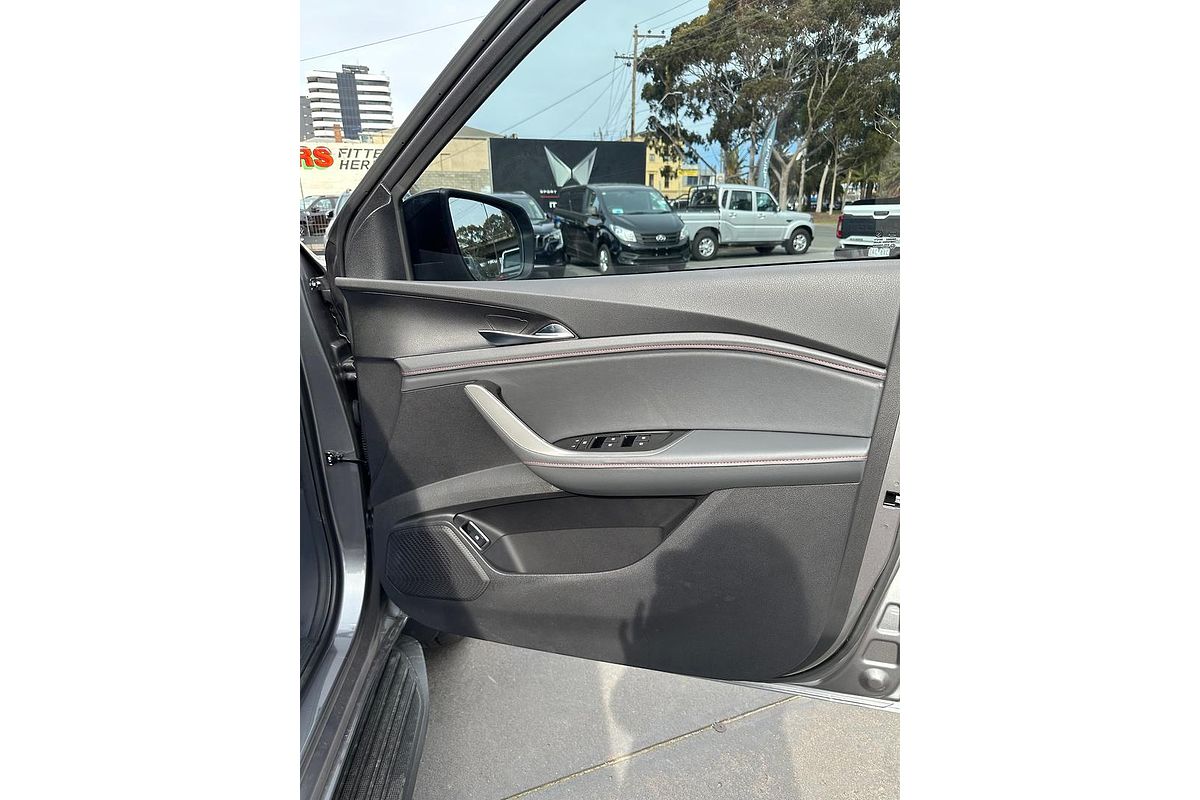 2025 LDV T60 Max PLUS Mega Tub SK8C 4X4 LWB