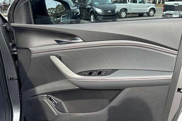 2025 LDV T60 Max PLUS Mega Tub SK8C 4X4 LWB