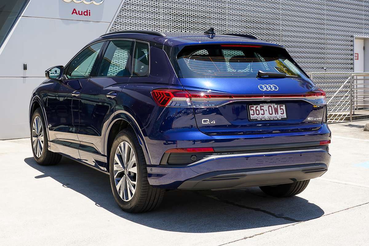 2025 Audi Q4 e-tron 45 F4