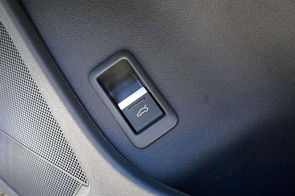 2025 Audi Q4 e-tron 45 F4