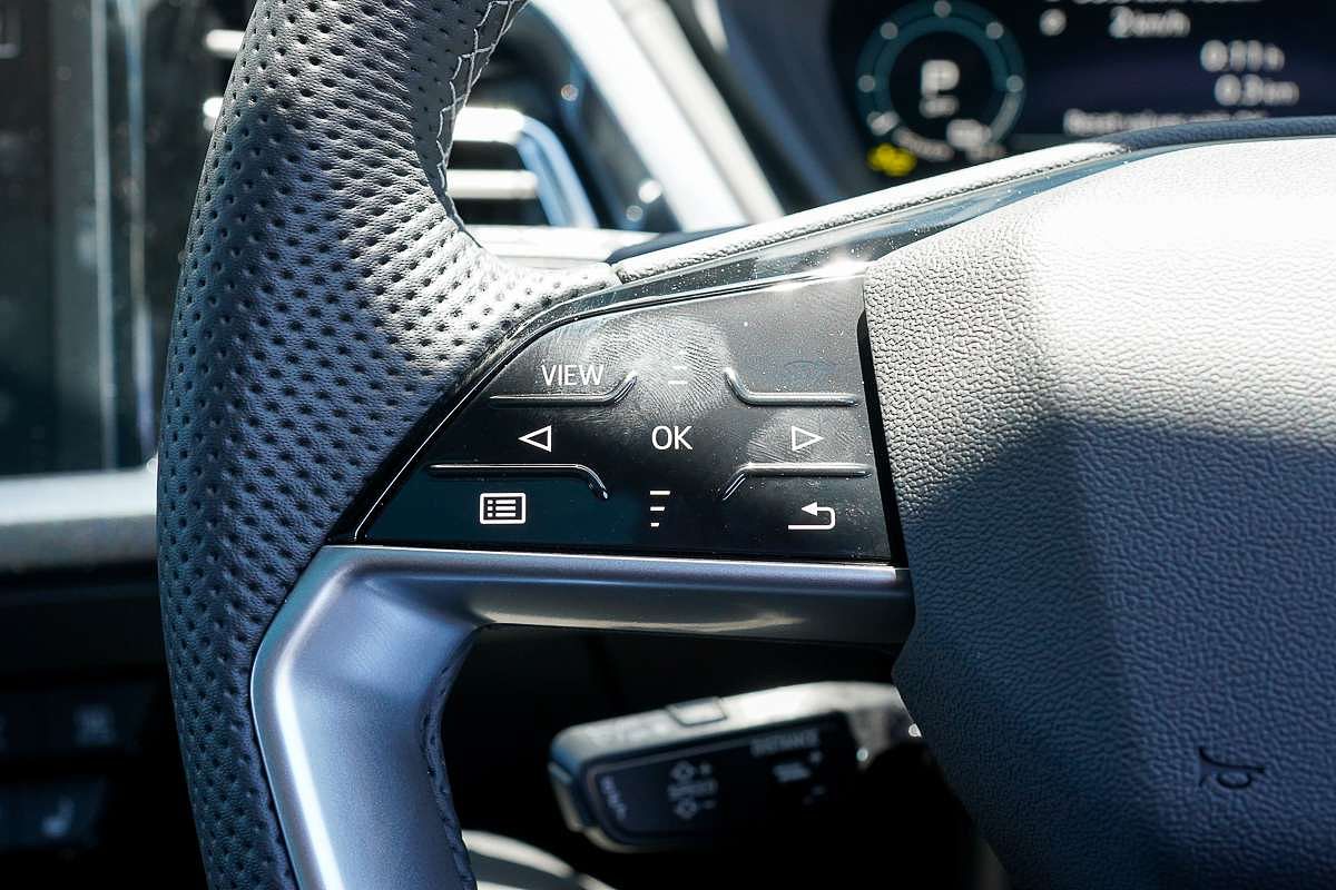 2025 Audi Q4 e-tron 45 F4