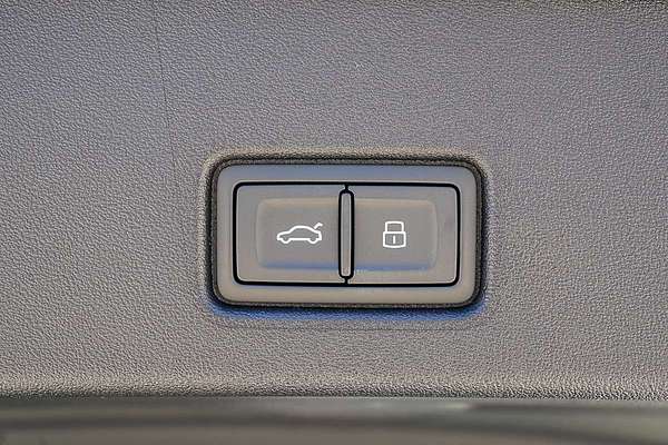 2025 Audi Q4 e-tron 45 F4