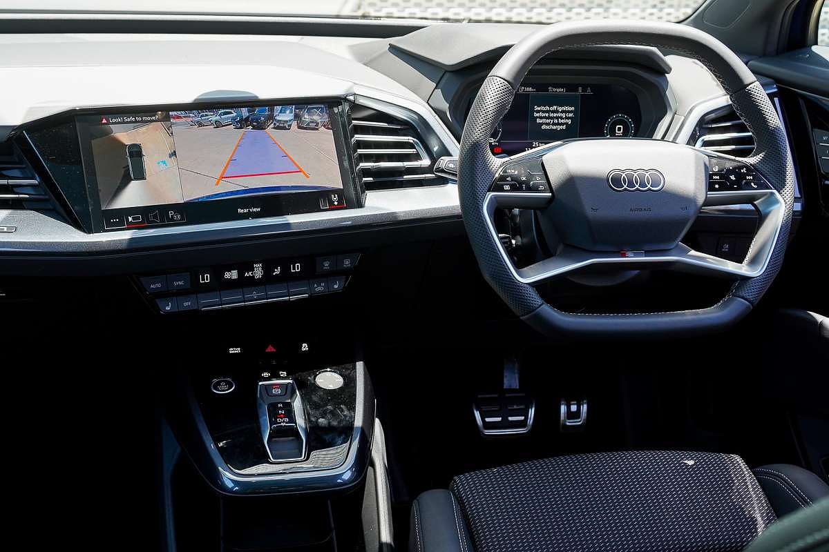 2025 Audi Q4 e-tron 45 F4