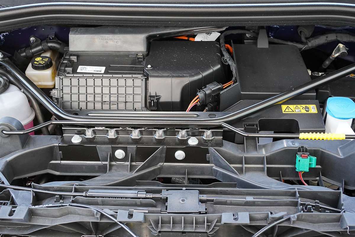 2025 Audi Q4 e-tron 45 F4