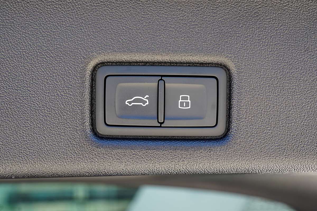 2025 Audi Q5 TFSI 150kW GU