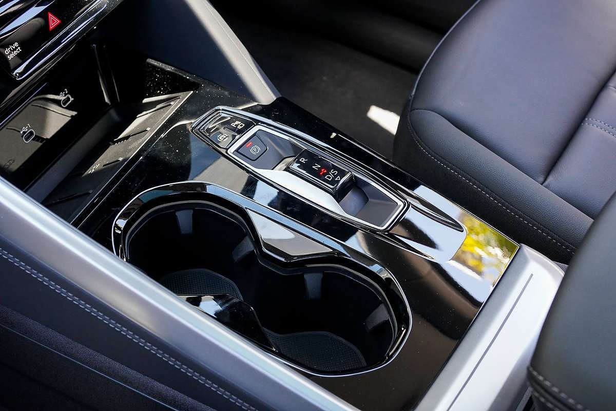 2025 Audi Q5 TFSI 150kW GU