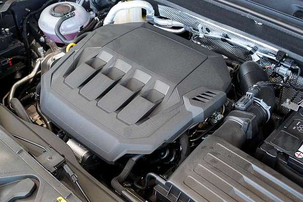 2024 Audi Q2 40 TFSI S line GA