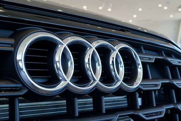 2024 Audi Q2 40 TFSI S line GA