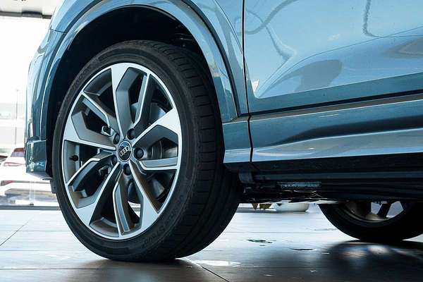 2024 Audi Q2 40 TFSI S line GA