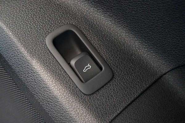 2024 Audi Q2 40 TFSI S line GA