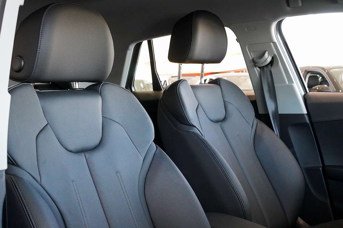 2024 Audi Q2 40 TFSI S line GA