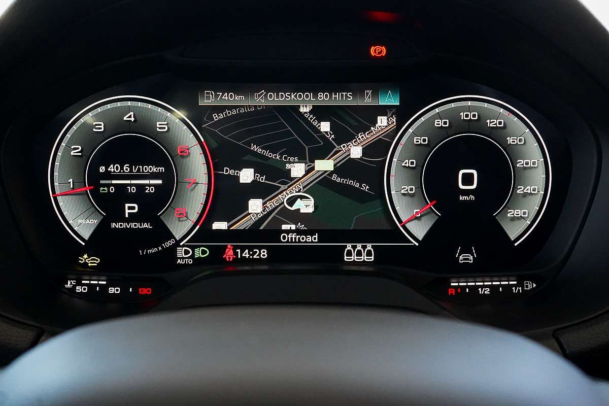 2024 Audi Q2 40 TFSI S line GA