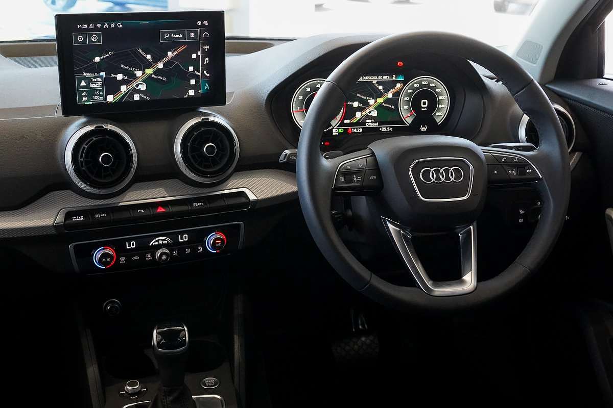 2024 Audi Q2 40 TFSI S line GA