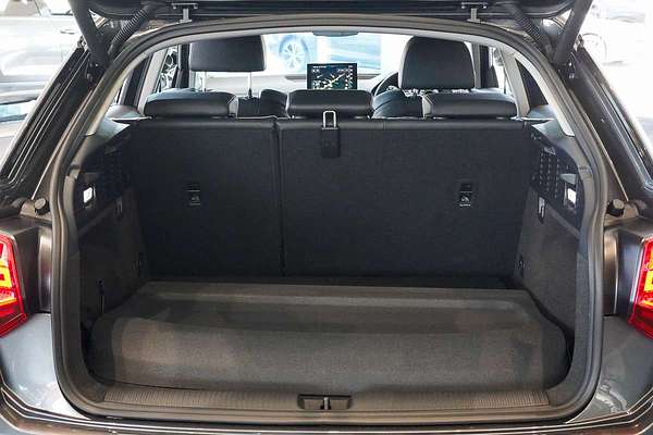 2024 Audi Q2 40 TFSI S line GA