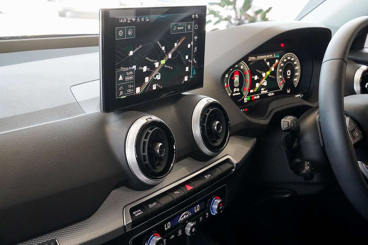 2024 Audi Q2 40 TFSI S line GA