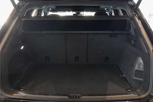 2020 Volkswagen Touareg V8 TDI R-Line CR