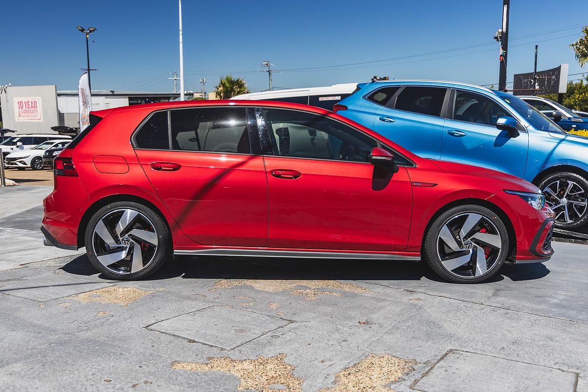 2022 Volkswagen Golf GTI 8