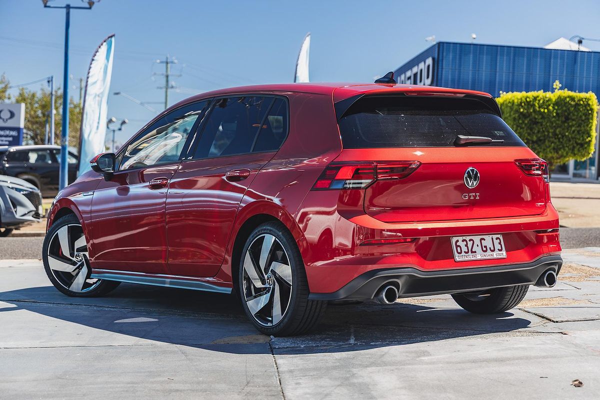 2022 Volkswagen Golf GTI 8
