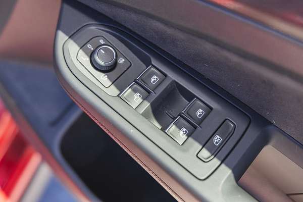 2022 Volkswagen Golf GTI 8