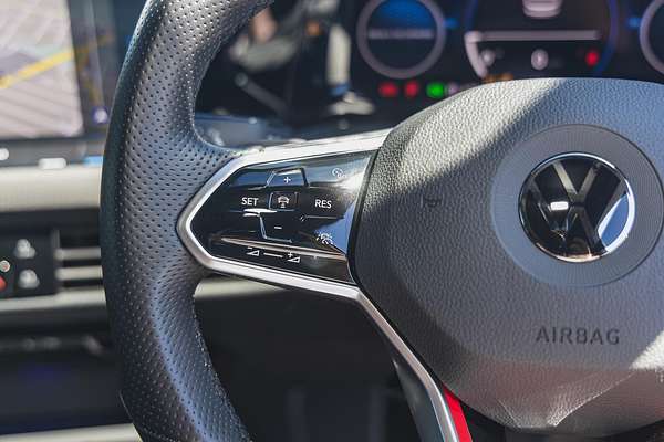 2022 Volkswagen Golf GTI 8