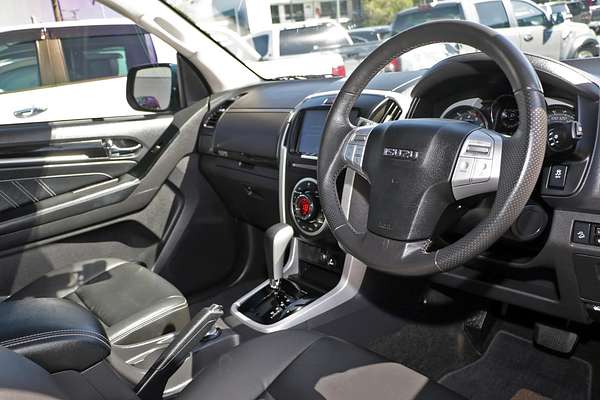 2021 Isuzu MU-X LS-T