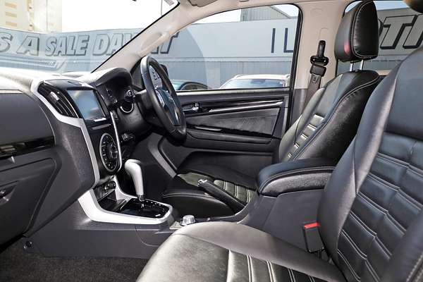 2021 Isuzu MU-X LS-T