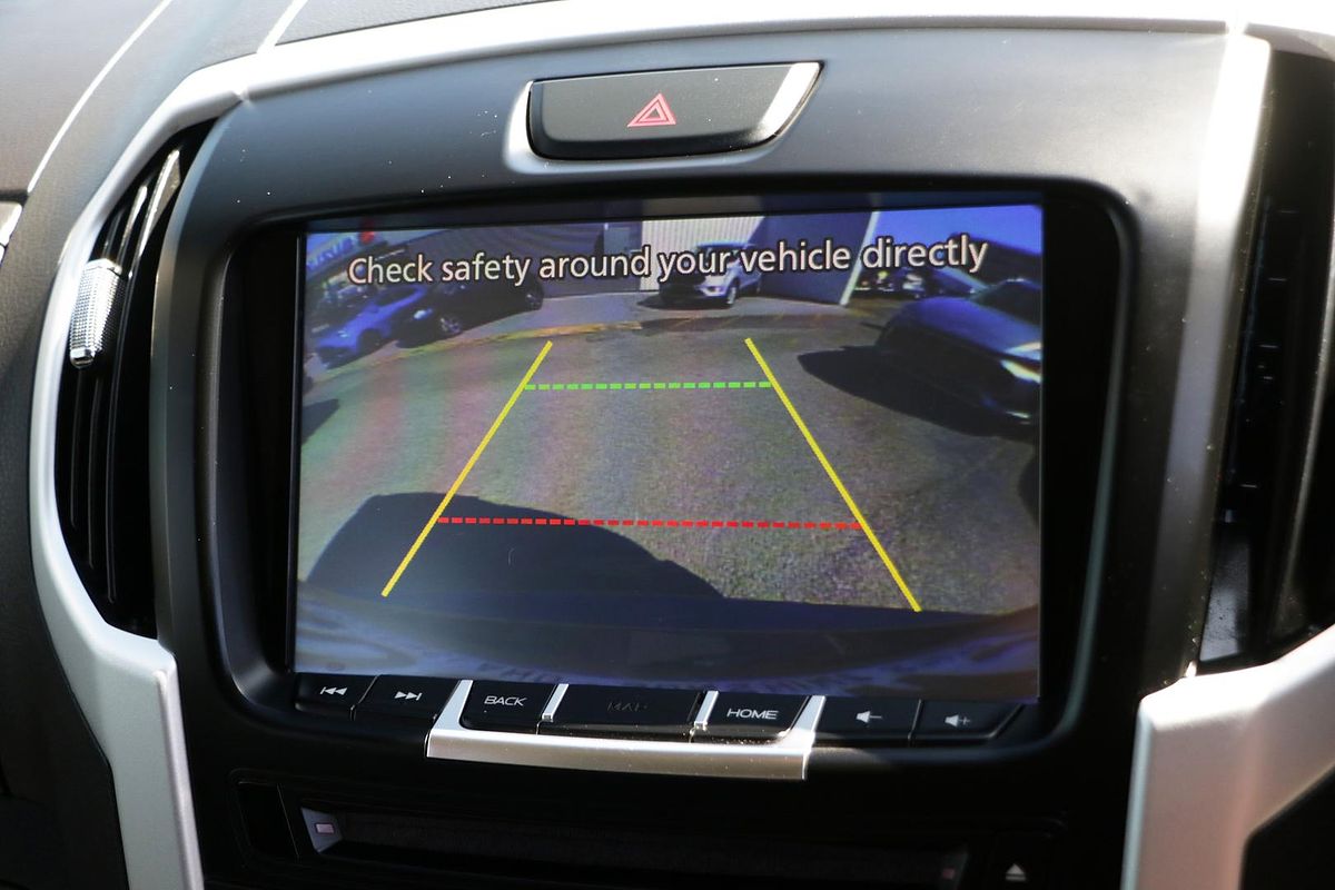 2021 Isuzu MU-X LS-T