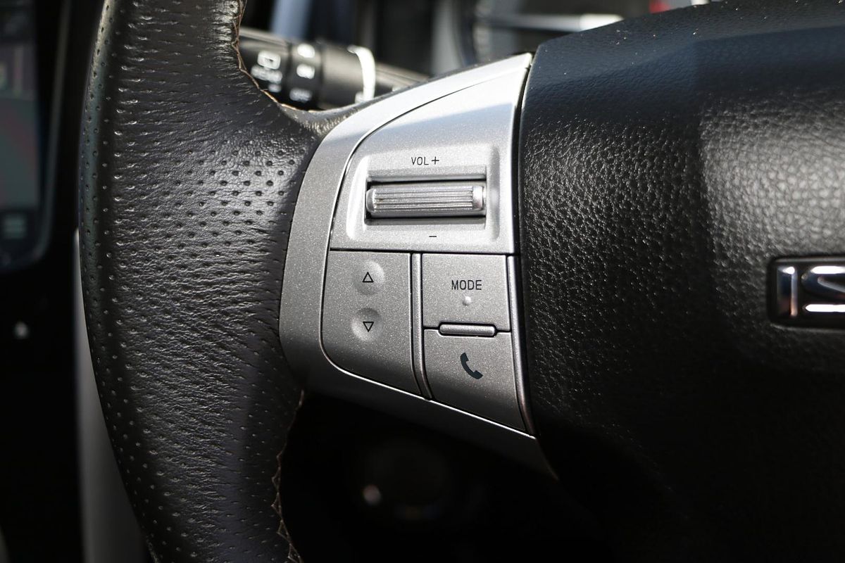 2021 Isuzu MU-X LS-T