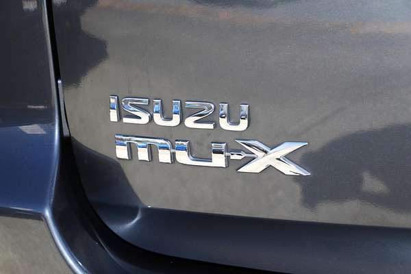 2021 Isuzu MU-X LS-T