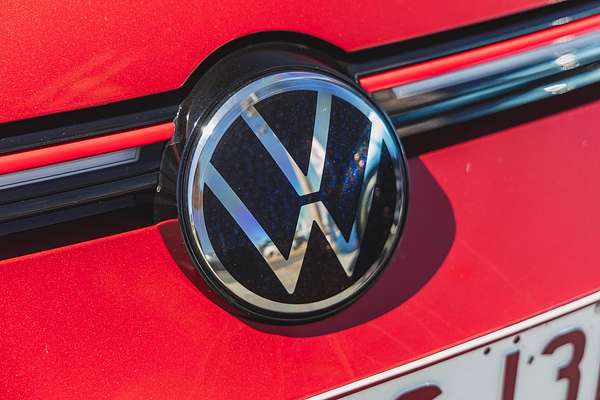 2022 Volkswagen Golf GTI 8