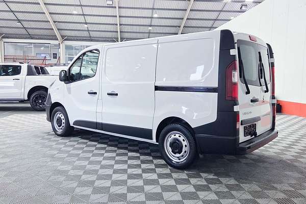 2021 Mitsubishi Express GLX SN SWB