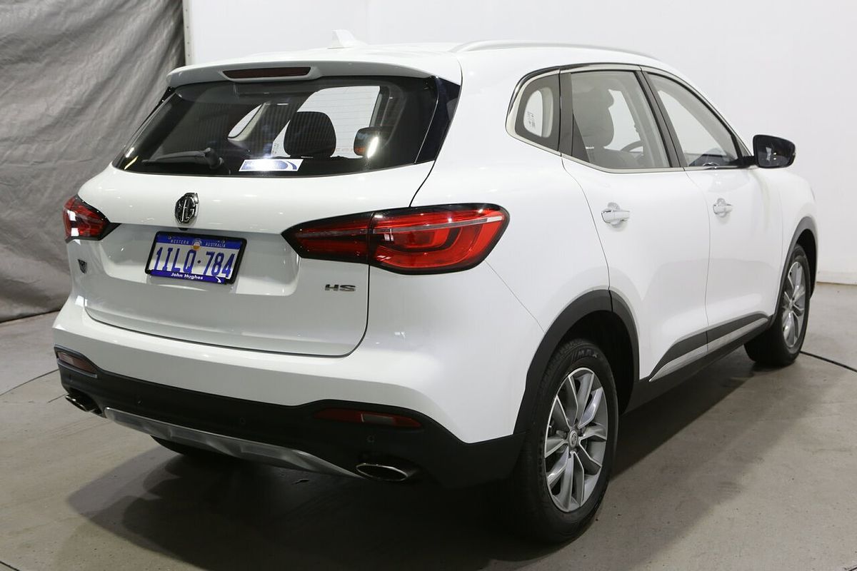 2024 MG HS Vibe SAS23