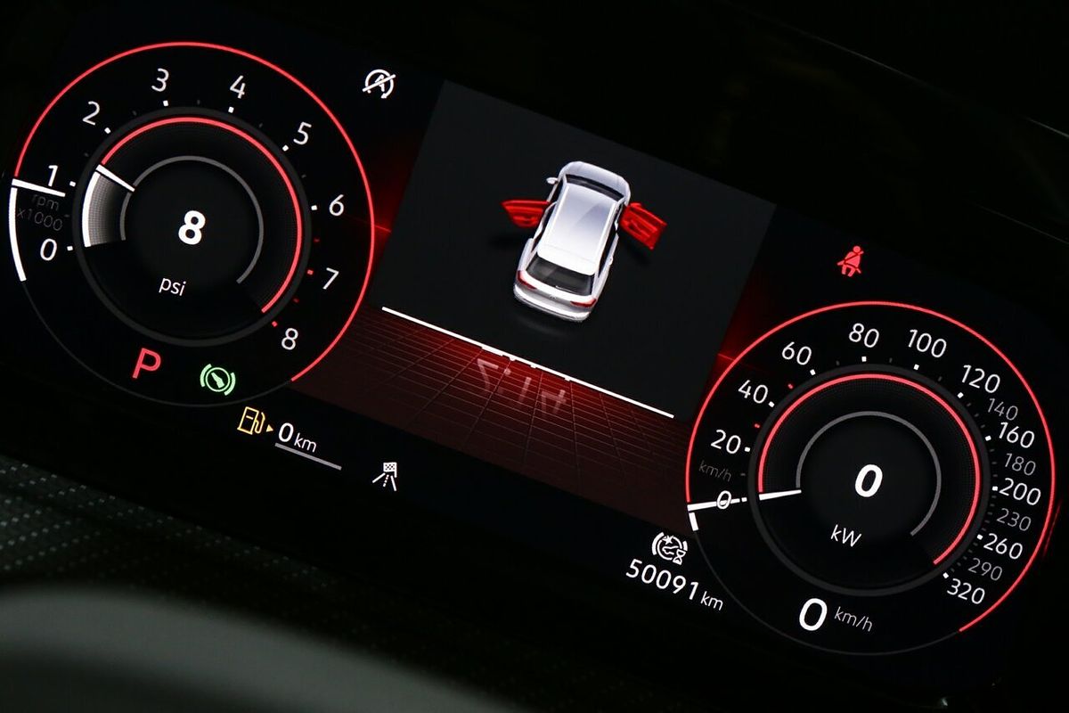 2022 Volkswagen Golf R 8