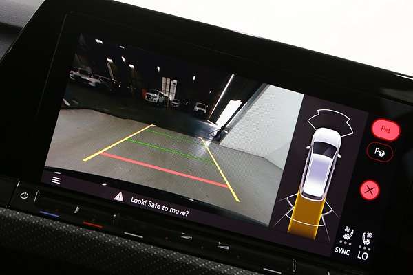 2022 Volkswagen Golf R 8