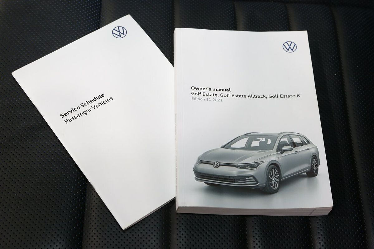 2022 Volkswagen Golf R 8