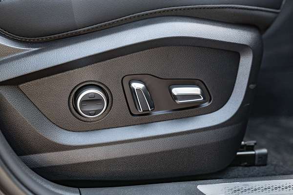 2025 Chery Tiggo 8 Super Hybrid Ultimate T31