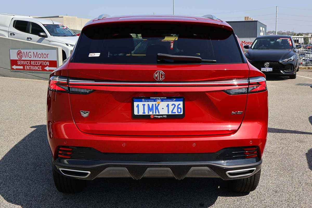 2024 MG HS Essence AS33